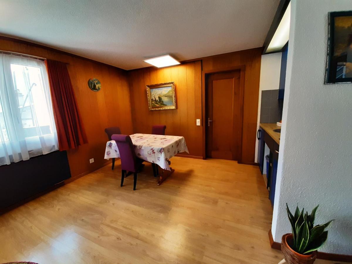 Chalet Apartment By Interlaken. Parking ริงเกนแบร์ก ภายนอก รูปภาพ